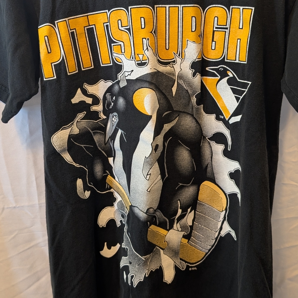 Vintage Home Team 90s NHL Pittsburgh Penguins Breakout T-shirt Size Medium - Picture 3 of 12